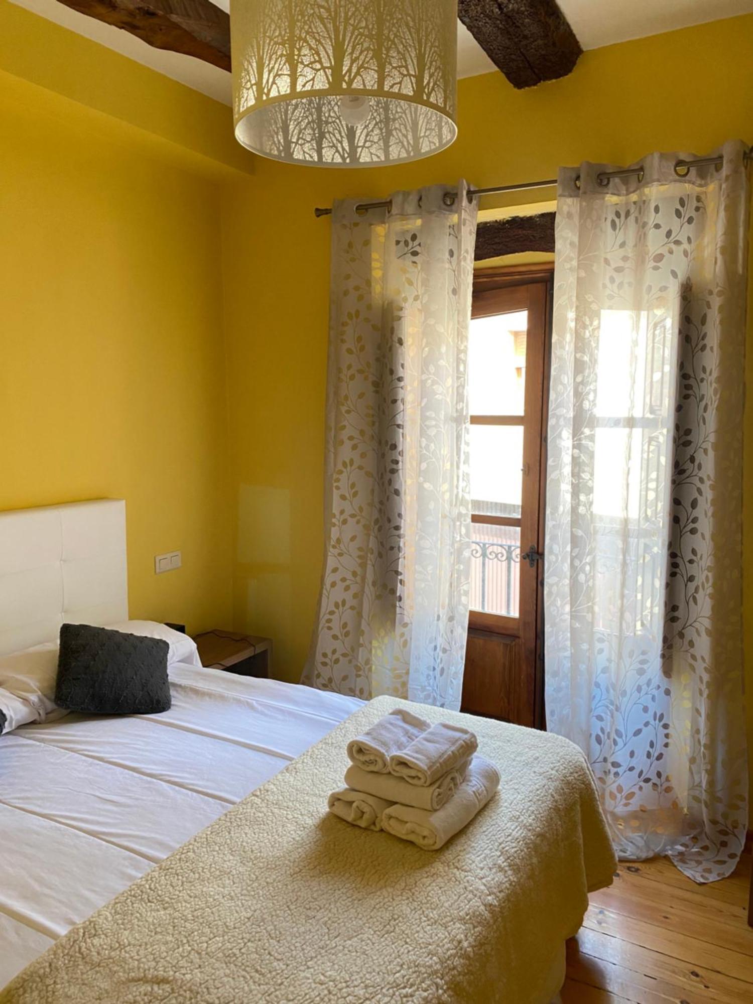 Hotel Restaurante Agapio De Tresnino Кинтанилья-де-Онесимо Экстерьер фото