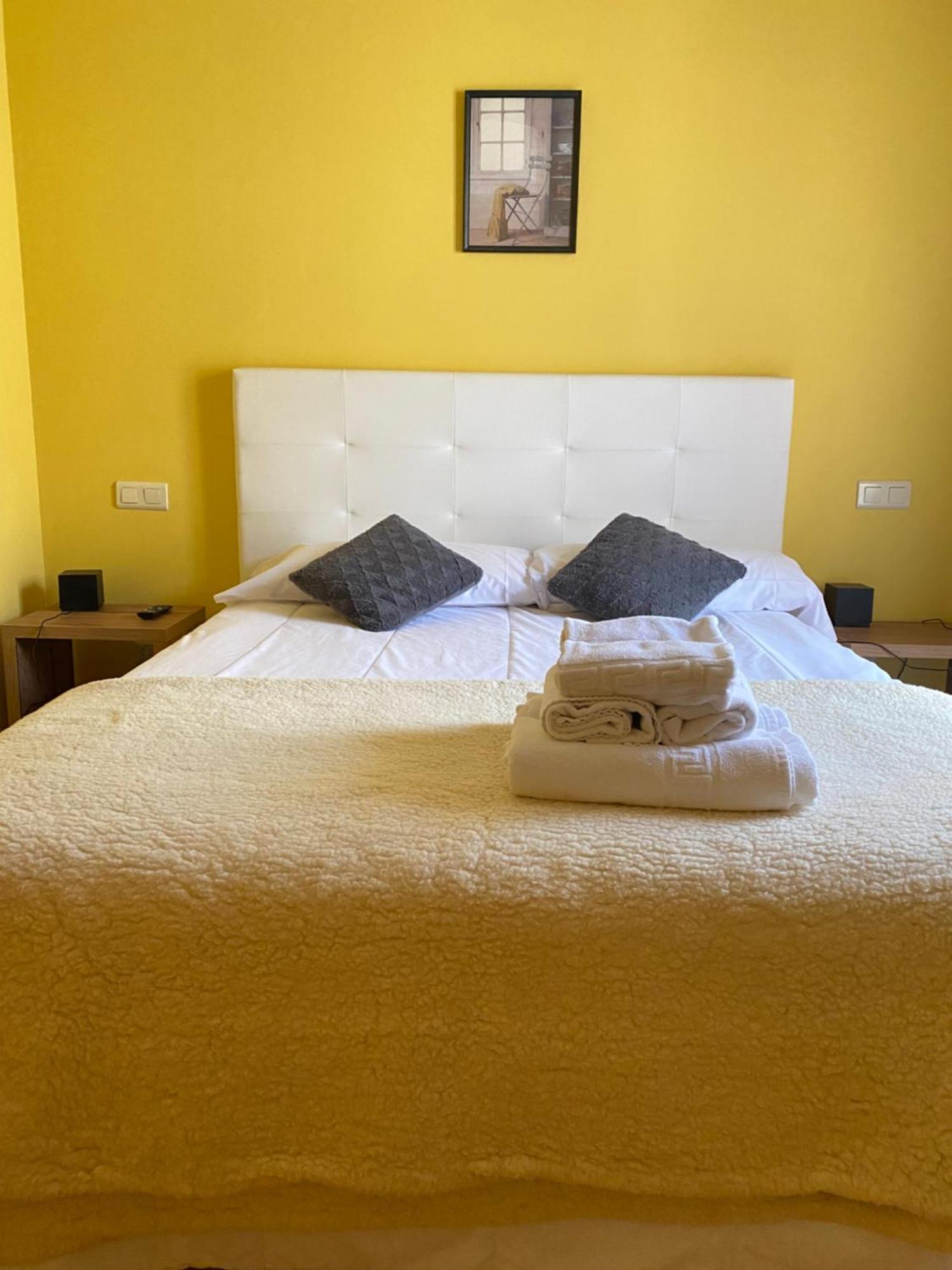 Hotel Restaurante Agapio De Tresnino Кинтанилья-де-Онесимо Экстерьер фото