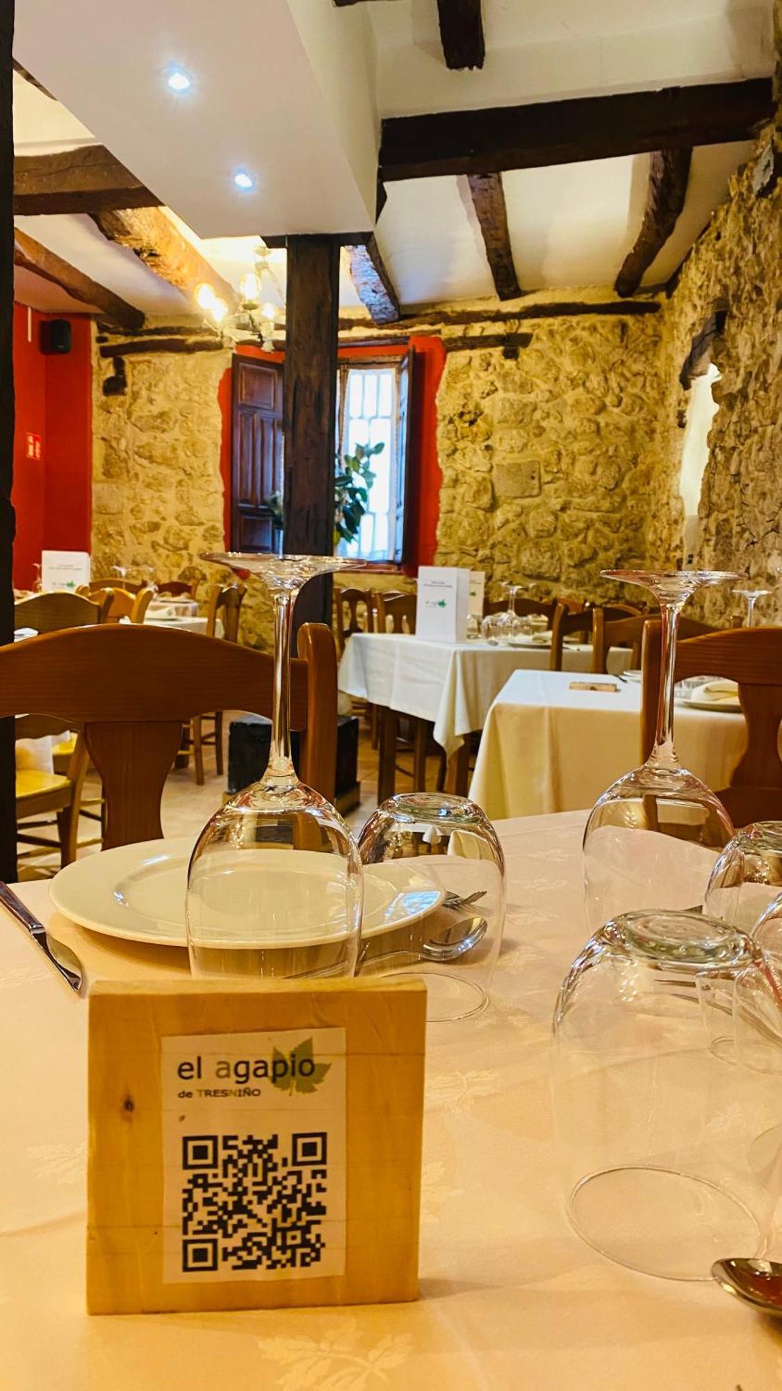 Hotel Restaurante Agapio De Tresnino Кинтанилья-де-Онесимо Экстерьер фото